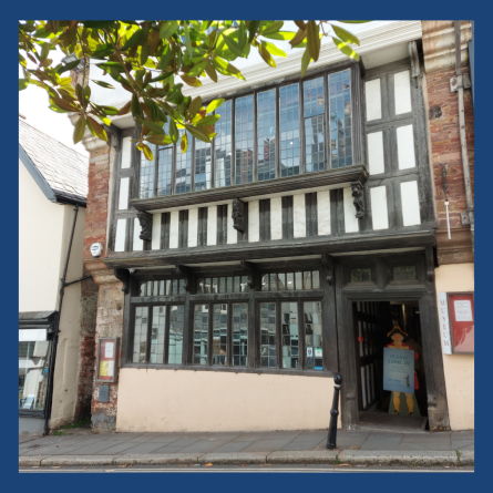 Advert for volunteer opportunities at Totnes Museum